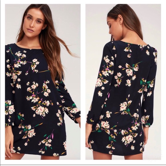 Lulu's Dresses & Skirts - Lulu’s Floral Navy Floral Shift Cuffed Dress